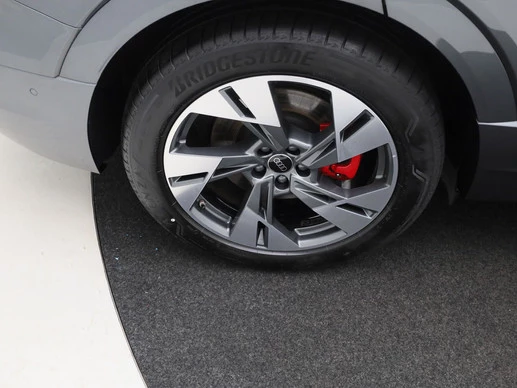 Audi Q8 Sportback e-tron - Afbeelding 30 van 30