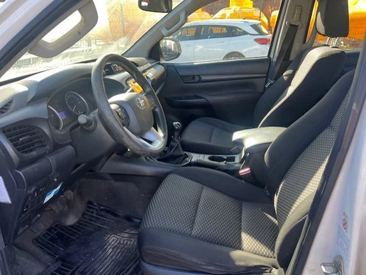 Toyota Hilux - Afbeelding 13 van 14