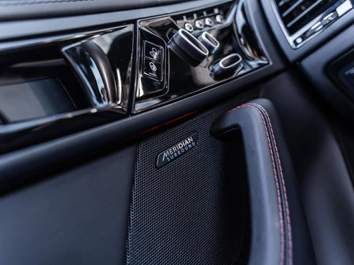 Jaguar F-Type - Afbeelding 11 van 30