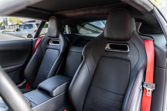 Jaguar F-Type - Afbeelding 12 van 30