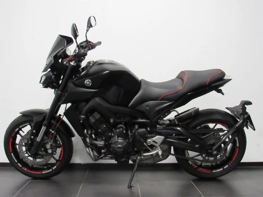 Yamaha MT 09 - Afbeelding 4 van 8