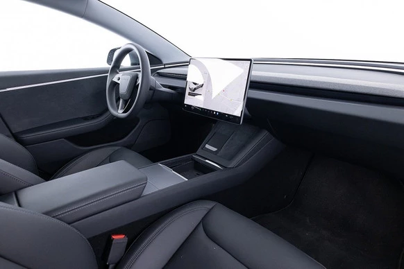 Tesla Model 3 - Afbeelding 4 van 28