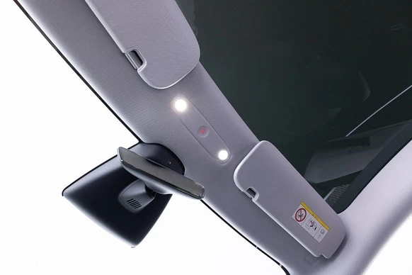 Tesla Model 3 - Afbeelding 16 van 28