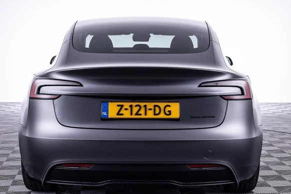 Tesla Model 3 - Afbeelding 22 van 28