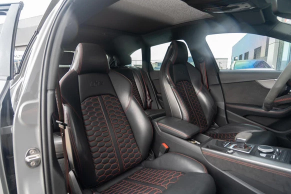 Audi RS4 - Afbeelding 10 van 30