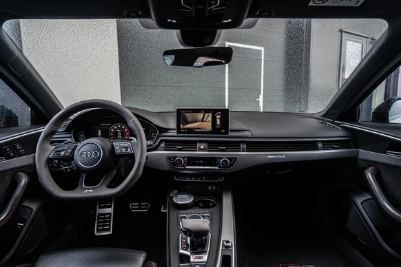 Audi RS4 - Afbeelding 11 van 30