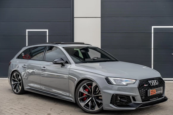 Audi RS4 - Afbeelding 1 van 30