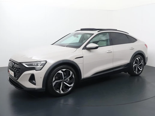 Audi Q8 Sportback e-tron - Afbeelding 1 van 30