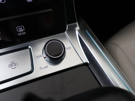 Audi Q8 Sportback e-tron - Afbeelding 27 van 30