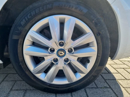 Renault Megane E-Tech - Afbeelding 23 van 24