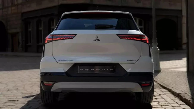 Mitsubishi Grandis - Afbeelding 5 van 13