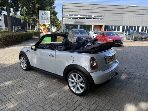 MINI Cooper Cabrio - Afbeelding 3 van 19