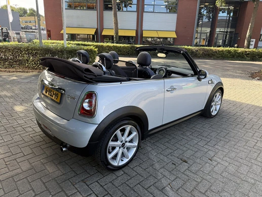MINI Cooper Cabrio - Afbeelding 5 van 19