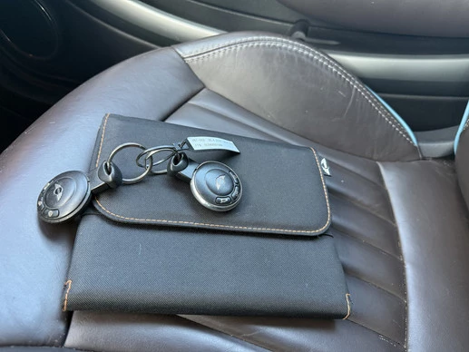 MINI Cooper Cabrio - Afbeelding 15 van 19