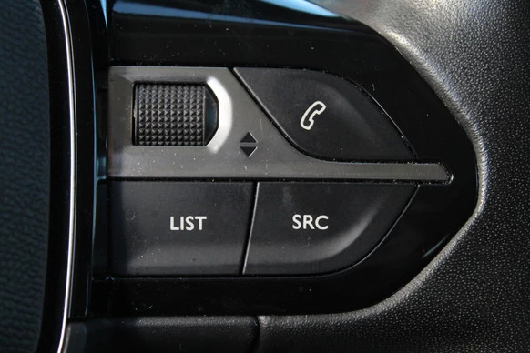 Peugeot e-2008 - Afbeelding 11 van 30