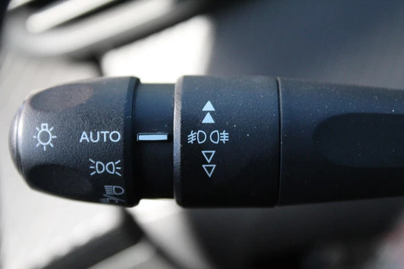Peugeot e-2008 - Afbeelding 12 van 30