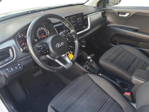 Kia Stonic - Afbeelding 14 van 30