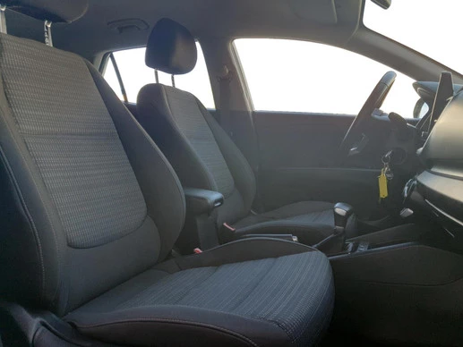 Kia Stonic - Afbeelding 16 van 30