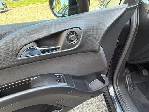 Opel Meriva - Afbeelding 13 van 25