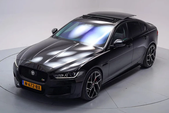 Jaguar XE - Afbeelding 14 van 30