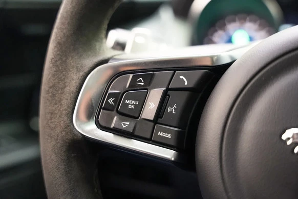 Jaguar XE - Afbeelding 18 van 30