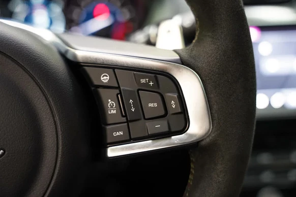 Jaguar XE - Afbeelding 20 van 30
