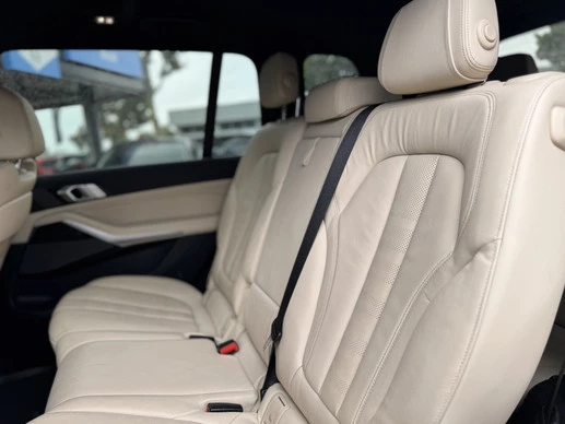 BMW X7 - Afbeelding 25 van 27