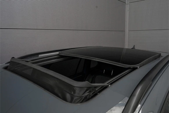 Volkswagen Tiguan - Afbeelding 18 van 30