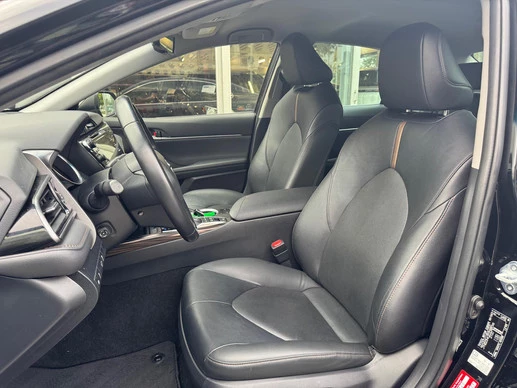 Toyota Camry - Afbeelding 17 van 30