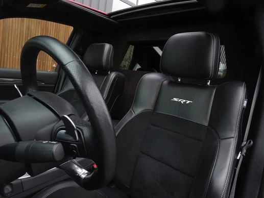 Jeep Grand Cherokee - Afbeelding 14 van 30