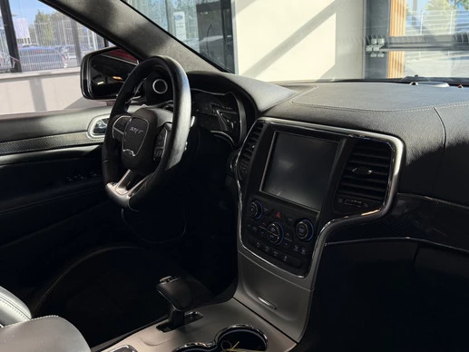 Jeep Grand Cherokee - Afbeelding 17 van 30
