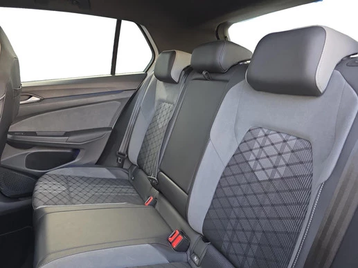 Volkswagen Golf - Afbeelding 14 van 30