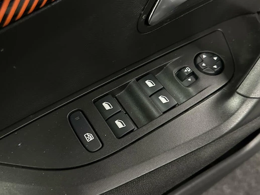 Peugeot 2008 - Afbeelding 18 van 30