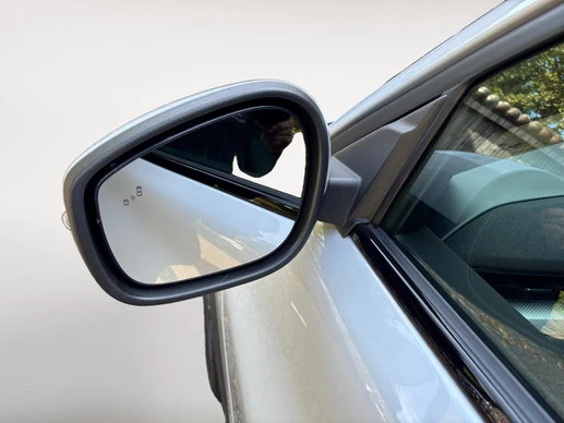 Ford Mustang Mach-E - Afbeelding 9 van 30