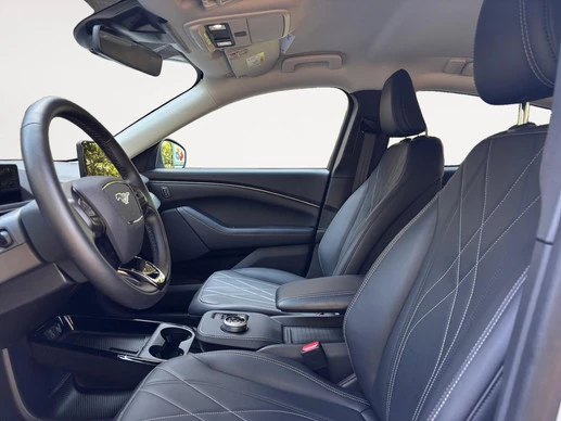 Ford Mustang Mach-E - Afbeelding 11 van 30