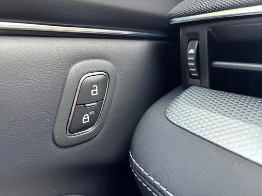 Ford Mustang Mach-E - Afbeelding 16 van 30