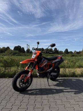 KTM 690 - Afbeelding 4 van 16
