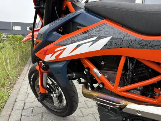KTM 690 - Afbeelding 14 van 19