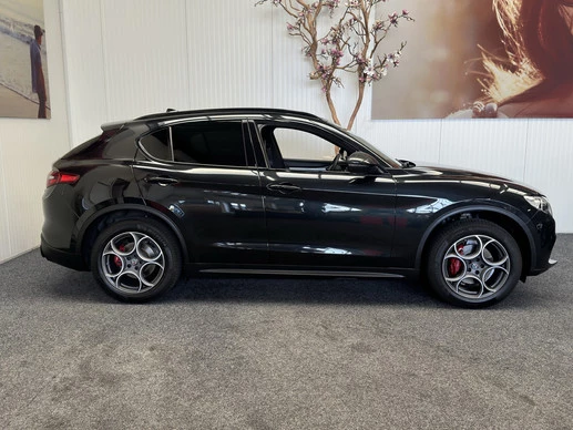 Alfa Romeo Stelvio - Afbeelding 8 van 30