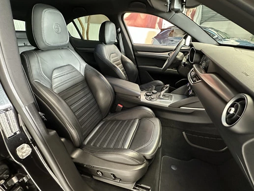 Alfa Romeo Stelvio - Afbeelding 18 van 30