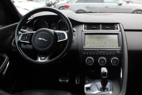 Jaguar E-PACE - Afbeelding 9 van 30