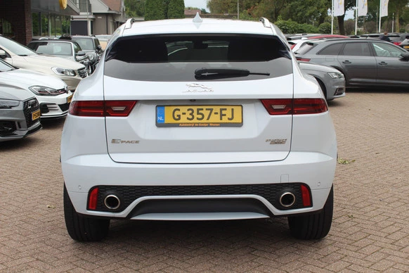 Jaguar E-PACE - Afbeelding 15 van 30