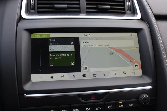 Jaguar E-PACE - Afbeelding 25 van 30