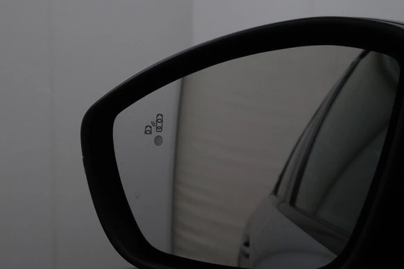 Peugeot e-208 - Afbeelding 17 van 26