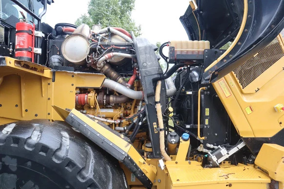 Caterpillar  - Afbeelding 12 van 20