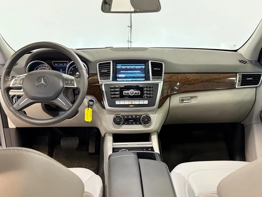 Mercedes-Benz M-Klasse - Afbeelding 7 van 30