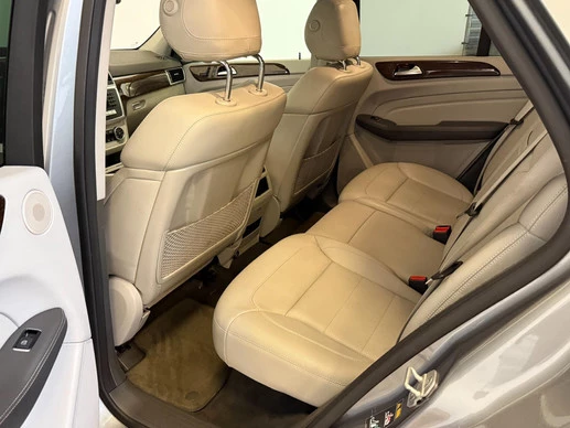 Mercedes-Benz M-Klasse - Afbeelding 10 van 30