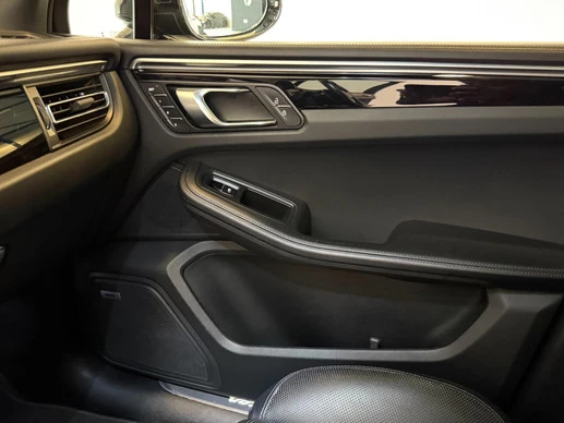 Porsche Macan - Afbeelding 28 van 30