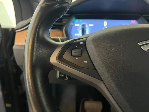 Tesla Model X - Afbeelding 22 van 25