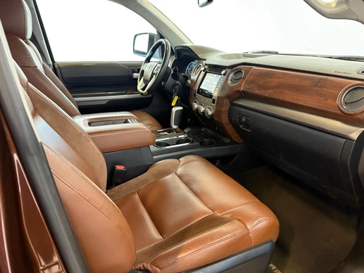 Toyota Tundra - Afbeelding 7 van 30